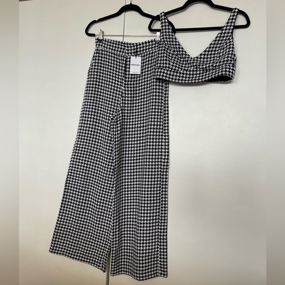 Showpo. Pants - Showpo Black & White Houndstooth Wide-Leg Pants